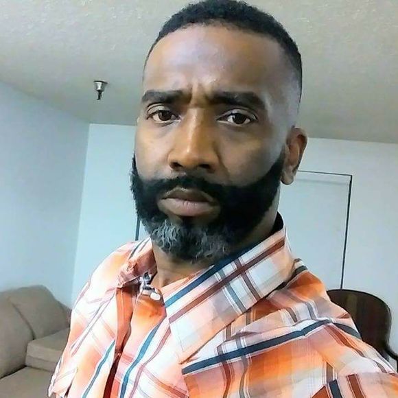 Meet your Posher, Craig - Picture 1 of 1